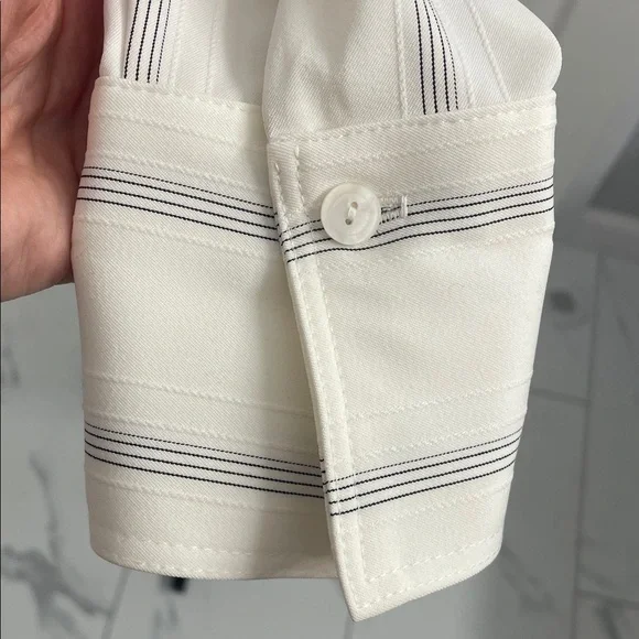 Frank Lyman Design Winter White Striped Blazer Top Button Down Front & Cuffs Sz8 - Picture 6 of 13